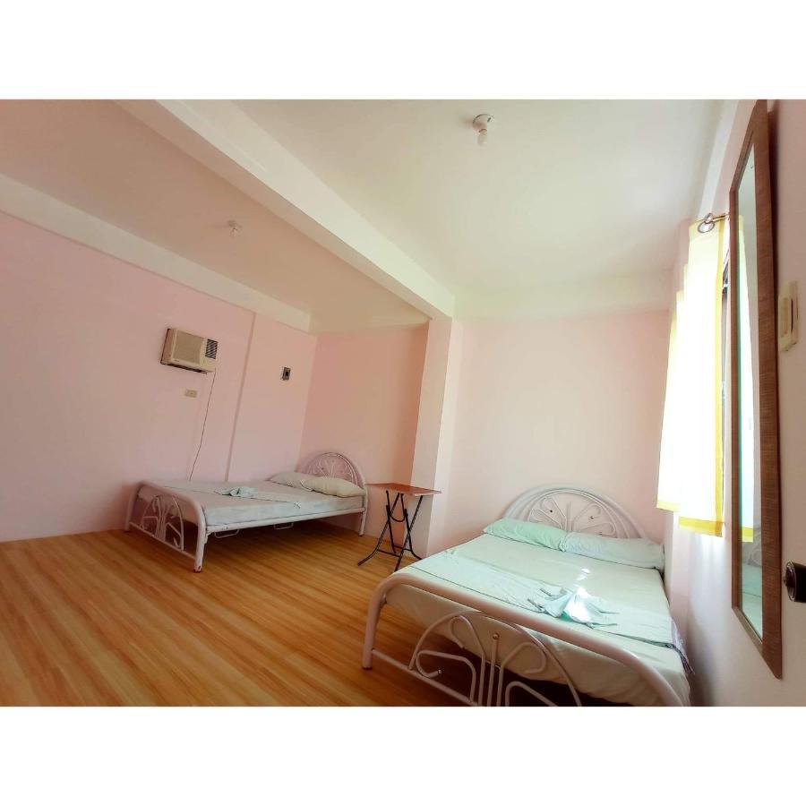 Belle'S Beach Resort Bolinao Bagian luar foto
